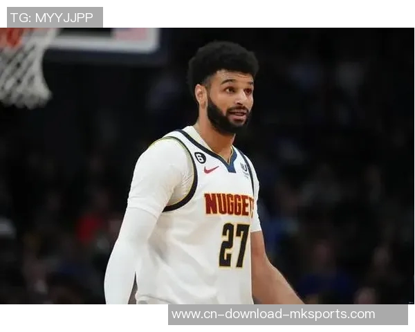 阿德尔曼赞穆雷状态出色并对其休赛期组织训练表示欣慰