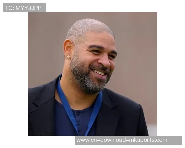 前巴西国脚里贝罗公开罹患甲状腺癌手术后积极开启康复之路