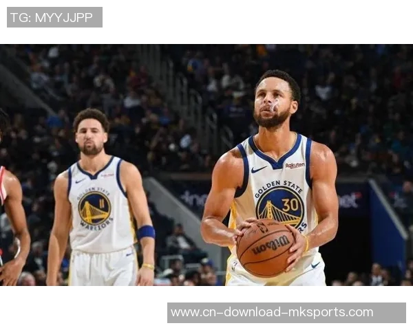 科尔谈库里缺阵球队表现三分球只是吉米多样进攻的一个选择