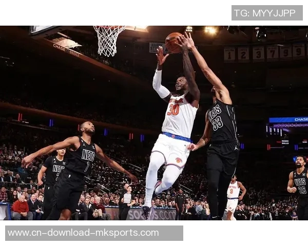 尼克斯第三节发力40-28逆转布伦森独得12分助力球队反超 尼克斯第三节发力40-28逆转布伦森独得12分助力球队反超