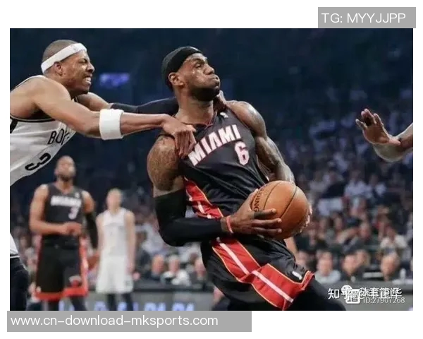 皮尔斯建议詹姆斯担任替补角色以减少球权需求并提升球队进攻效率