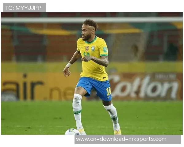 内马尔健身房自拍照引发热议展现运动激情与坚持不懈的决心